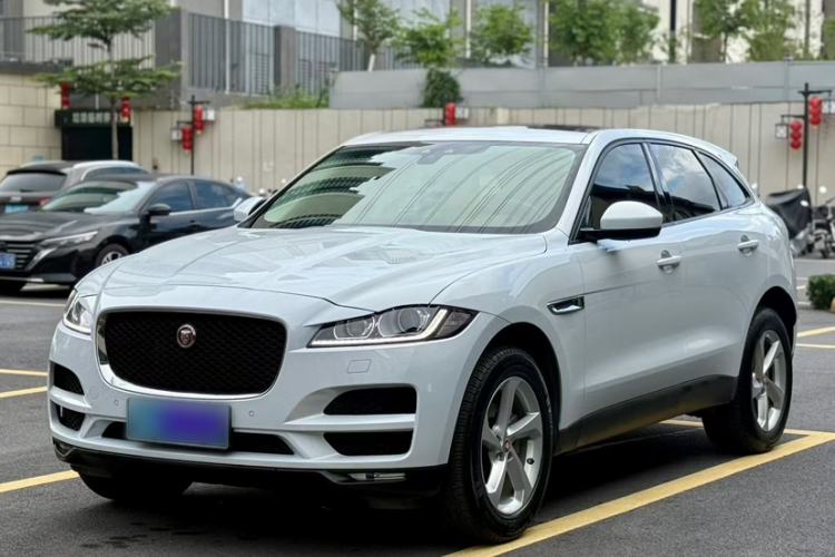 Used Jaguar F-PACE 2016 2.0T Two-Wheel Drive Urban Luxury Edition Exterior 3