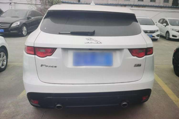Used Jaguar F-PACE 2016 2.0T Two-Wheel Drive Urban Luxury Edition Exterior 4
