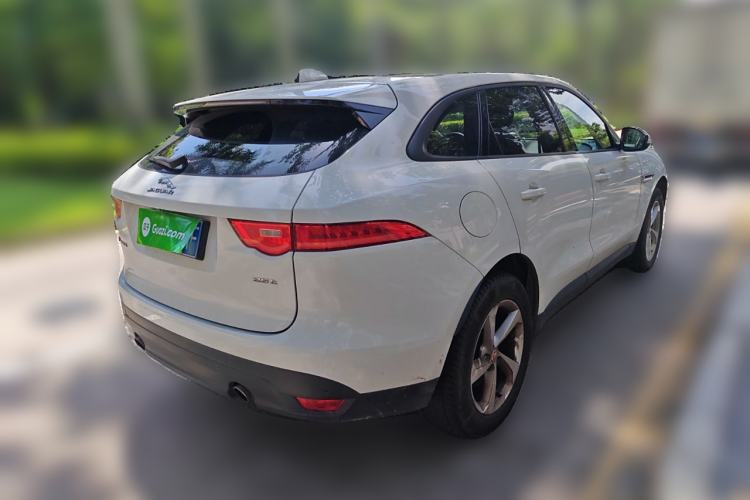 Used Jaguar F-PACE 2016 2.0T Two-Wheel Drive Urban Luxury Edition Exterior 5