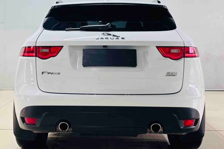 Used Jaguar F-PACE 2016 3.0 SC Four-Wheel Drive R-Sport Sport Edition Exterior 5