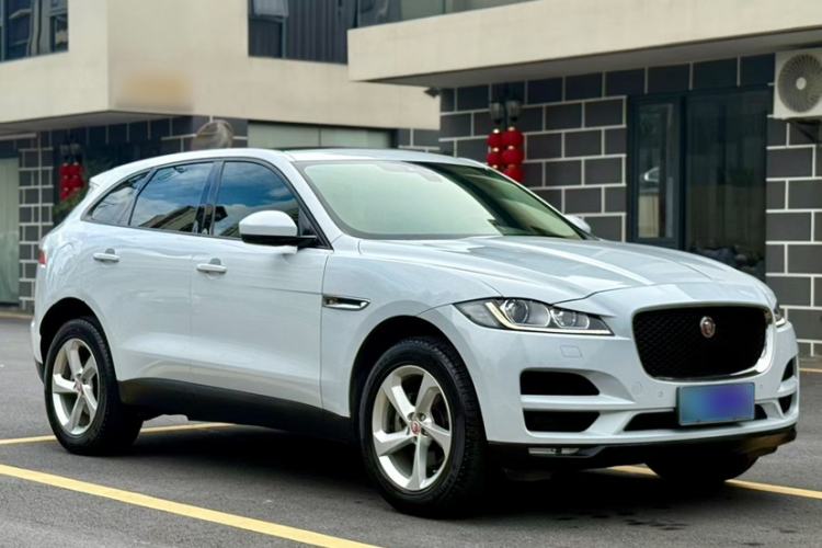 Used Jaguar F-PACE 2016 2.0T Two-Wheel Drive Urban Luxury Edition Exterior 5