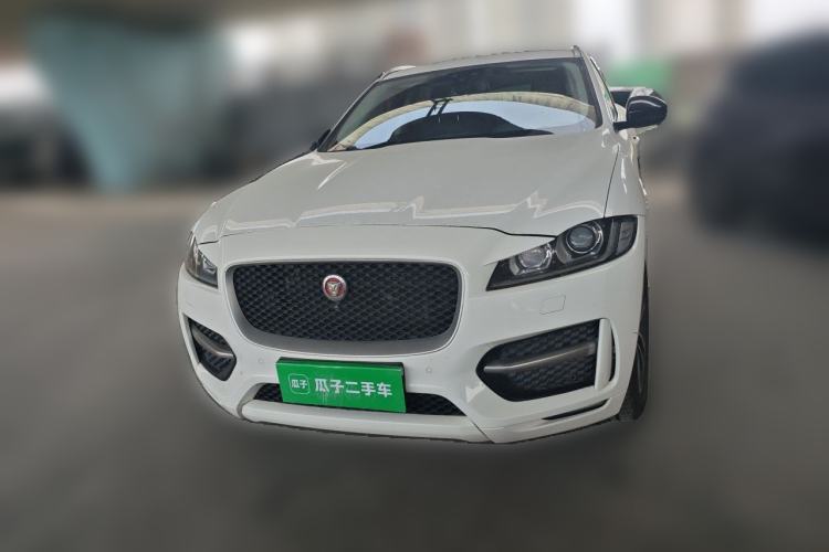 Used Jaguar F-PACE 2016 2.0T Two-Wheel-Drive R-Sport Sport Edition Front