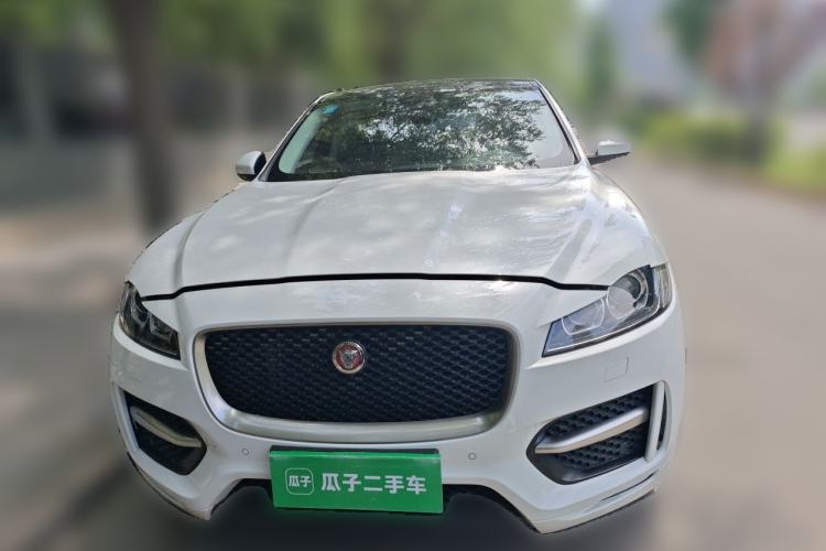 Used Jaguar F-PACE 2016 2.0T Two-Wheel-Drive R-Sport Sport Edition Front