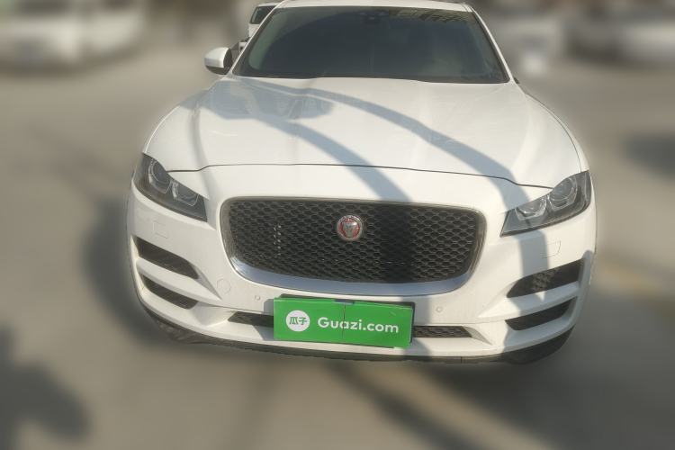 Used Jaguar F-PACE 2016 2.0T Two-Wheel Drive Urban Luxury Edition Front