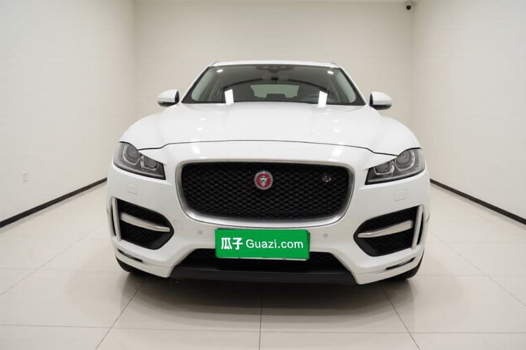 Used Jaguar F-PACE 2016 2.0T Two-Wheel Drive Urban Luxury Edition Front