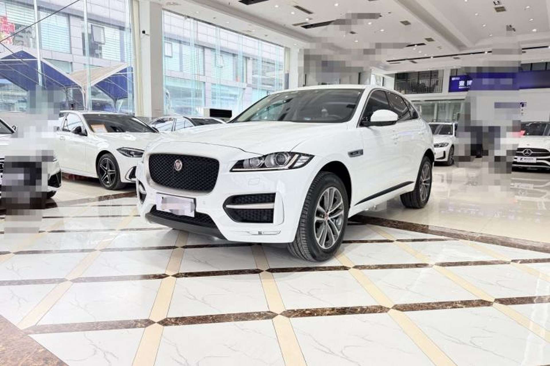 Used Jaguar F-PACE 2016 3.0 SC Four-Wheel Drive R-Sport Sport Edition Front Left 45 Deg