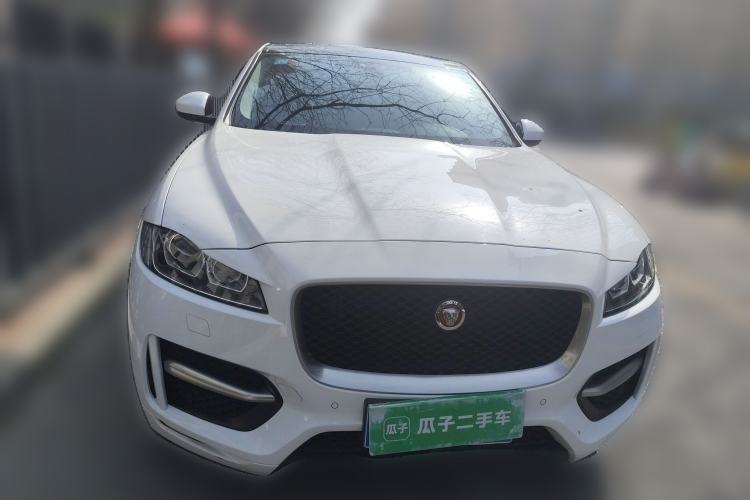 Used Jaguar F-PACE 2016 2.0T Two-Wheel-Drive R-Sport Sport Edition Front