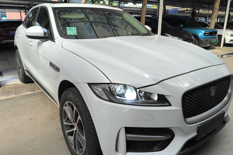 Used Jaguar F-PACE 2016 3.0 SC Four-Wheel Drive R-Sport Sport Edition Front Right 45 Deg