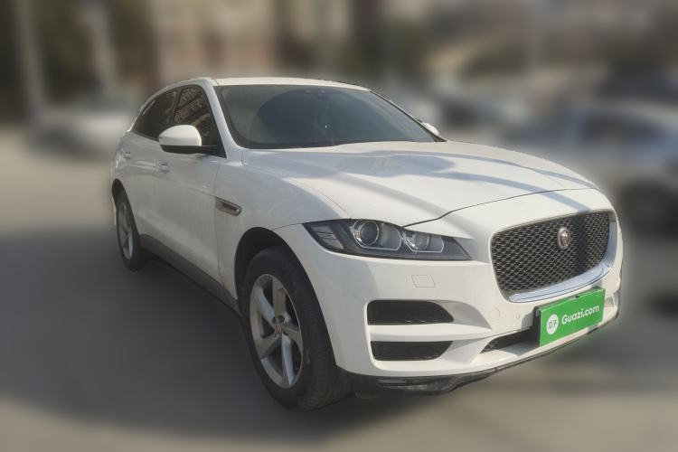 Used Jaguar F-PACE 2016 2.0T Two-Wheel Drive Urban Luxury Edition Front Right 45 Deg