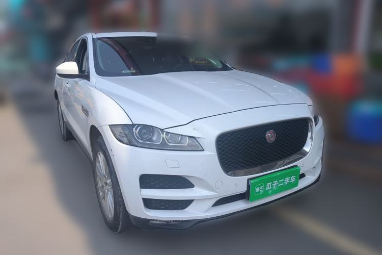 Used Jaguar F-PACE 2016 2.0T Two-Wheel-Drive R-Sport Sport Edition Front Right 45 Deg