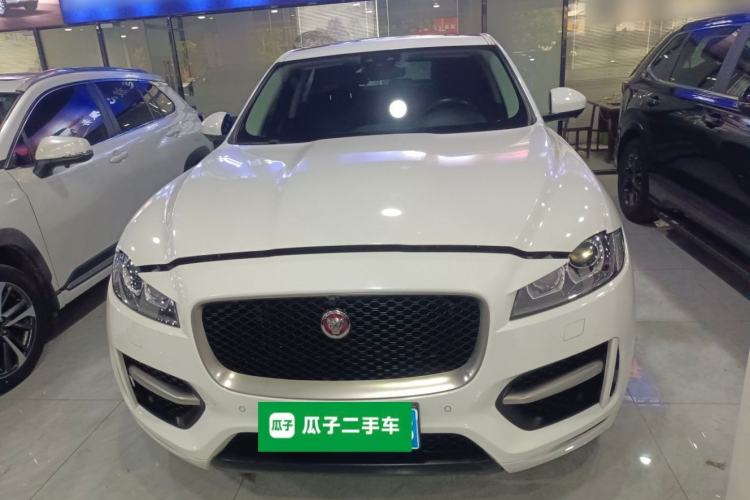 Used Jaguar F-PACE 2016 2.0T Two-Wheel-Drive R-Sport Sport Edition Front