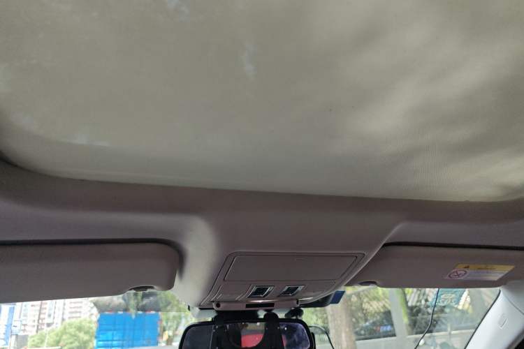 Used Jaguar F-PACE 2016 2.0T Two-Wheel-Drive R-Sport Sport Edition Headliner