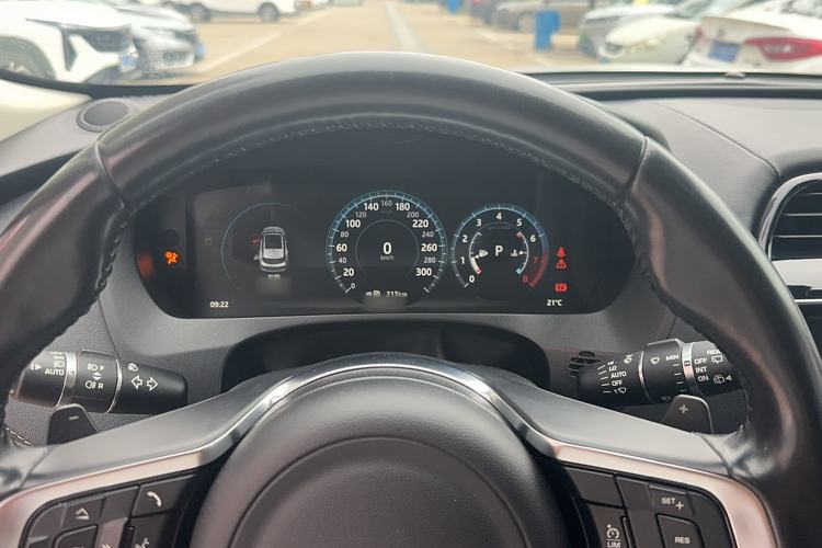 Used Jaguar F-PACE 2016 2.0T Two-Wheel-Drive R-Sport Sport Edition Instrument Cluster