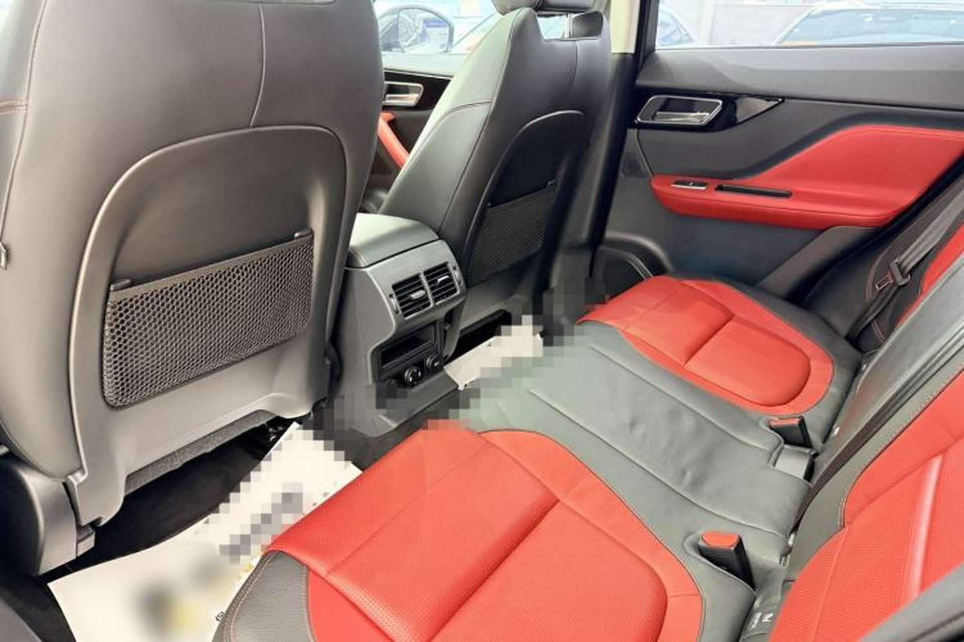 Used Jaguar F-PACE 2016 3.0 SC Four-Wheel Drive R-Sport Sport Edition Interior 3