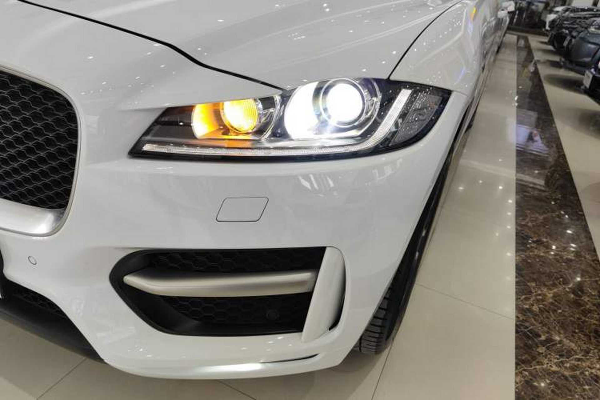 Used Jaguar F-PACE 2016 3.0 SC Four-Wheel Drive R-Sport Sport Edition Left Front Headlight