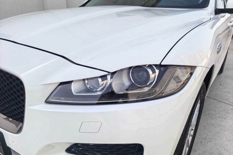 Used Jaguar F-PACE 2016 2.0T Two-Wheel Drive Urban Luxury Edition Left Front Headlight