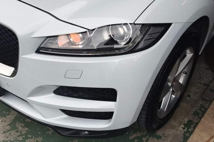 Used Jaguar F-PACE 2016 2.0T Two-Wheel Drive Urban Luxury Edition Left Front Headlight