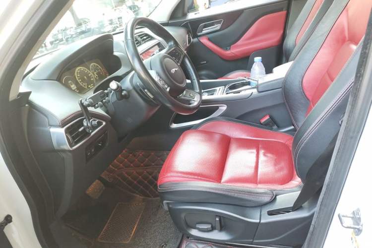 Used Jaguar F-PACE 2016 2.0T Two-Wheel-Drive R-Sport Sport Edition Left Front Seat