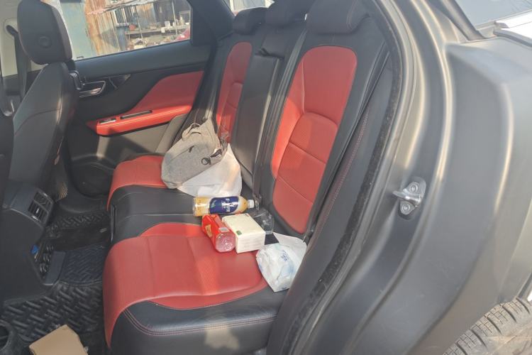 Used Jaguar F-PACE 2016 3.0 SC Four-Wheel Drive R-Sport Sport Edition Left Rear Seat