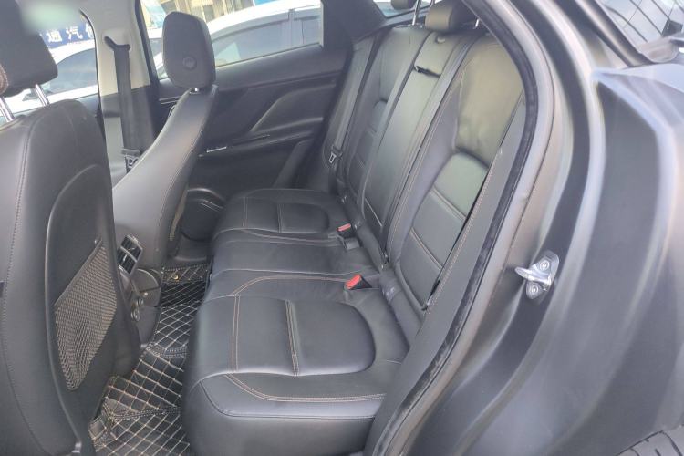Used Jaguar F-PACE 2016 2.0T Two-Wheel Drive Urban Luxury Edition Left Rear Seat