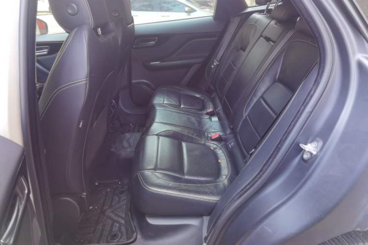 Used Jaguar F-PACE 2016 3.0 SC Four-Wheel Drive R-Sport Sport Edition Left Rear Seat