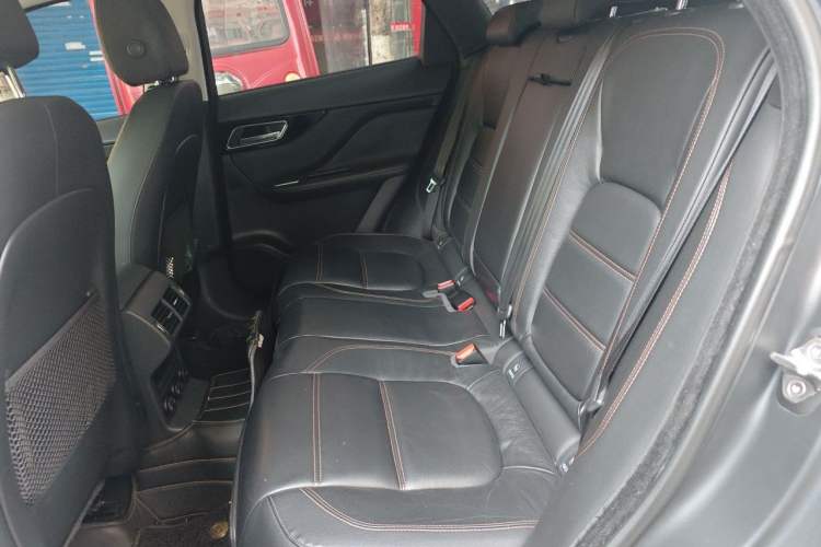 Used Jaguar F-PACE 2016 2.0T Two-Wheel Drive Urban Luxury Edition Left Rear Seat