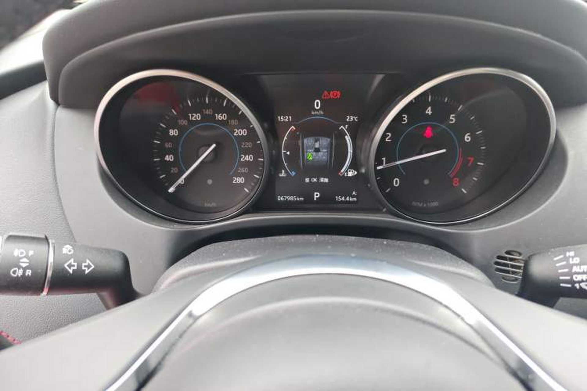 Used Jaguar F-PACE 2016 3.0 SC Four-Wheel Drive R-Sport Sport Edition Odometer Close Up