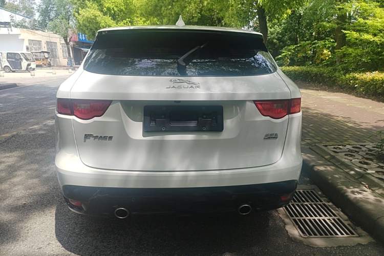 Used Jaguar F-PACE 2016 3.0 SC Four-Wheel Drive R-Sport Sport Edition Rear
