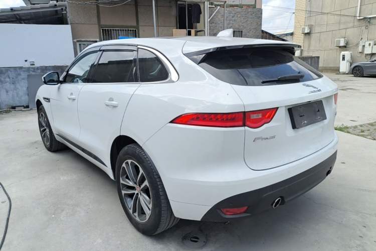 Used Jaguar F-PACE 2016 3.0 SC Four-Wheel Drive R-Sport Sport Edition Rear Left 45 Deg