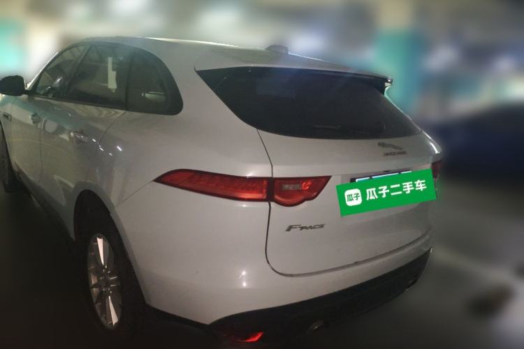 Used Jaguar F-PACE 2016 2.0T Two-Wheel Drive Urban Luxury Edition Rear Left 45 Deg