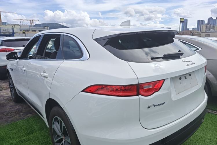 Used Jaguar F-PACE 2016 2.0T Two-Wheel-Drive R-Sport Sport Edition Rear Left 45 Deg