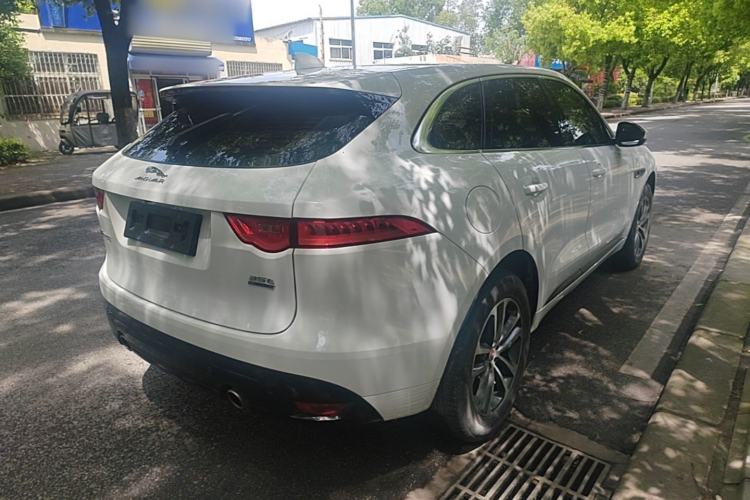 Used Jaguar F-PACE 2016 3.0 SC Four-Wheel Drive R-Sport Sport Edition Rear Right 45 Deg