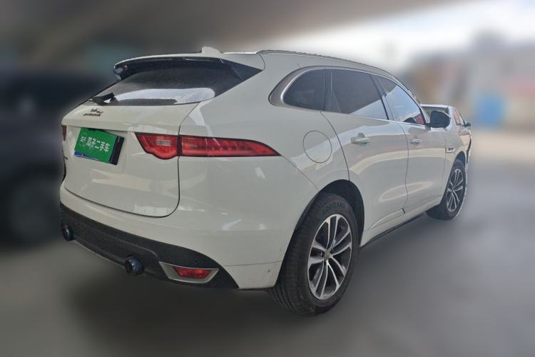 Used Jaguar F-PACE 2016 2.0T Two-Wheel-Drive R-Sport Sport Edition Rear Right 45 Deg
