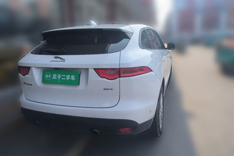 Used Jaguar F-PACE 2016 2.0T Two-Wheel-Drive R-Sport Sport Edition Rear Right 45 Deg