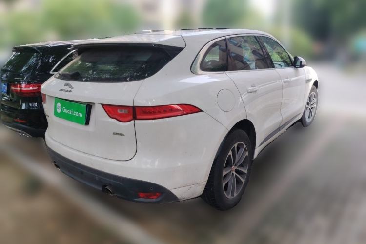 Used Jaguar F-PACE 2016 2.0T Two-Wheel-Drive R-Sport Sport Edition Rear Right 45 Deg