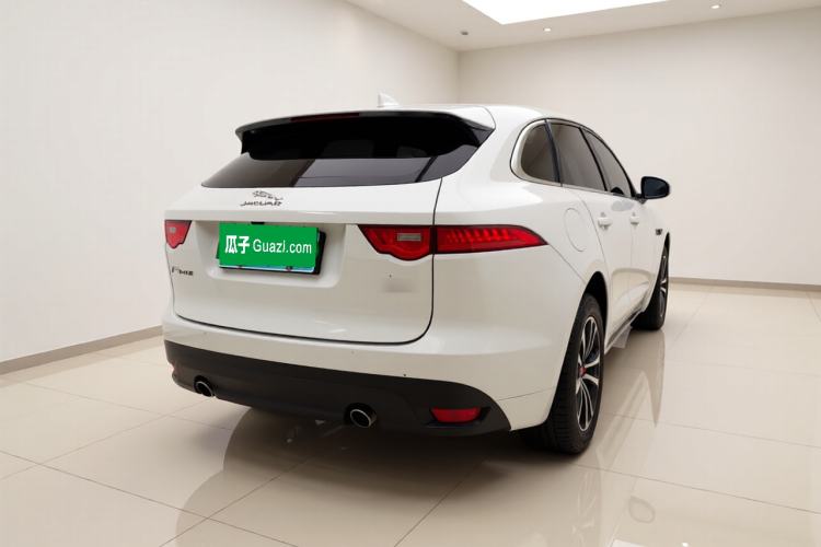 Used Jaguar F-PACE 2016 2.0T Two-Wheel Drive Urban Luxury Edition Rear Right 45 Deg