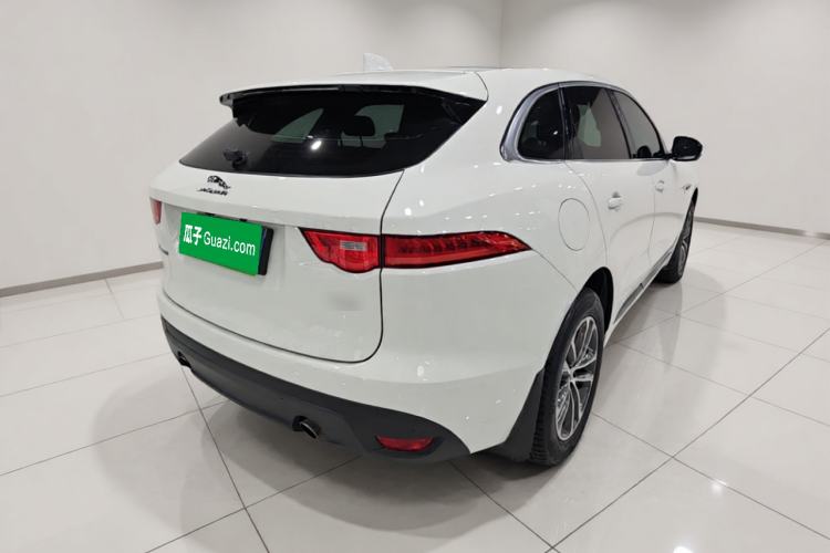 Used Jaguar F-PACE 2016 2.0T Two-Wheel-Drive R-Sport Sport Edition Rear Right 45 Deg
