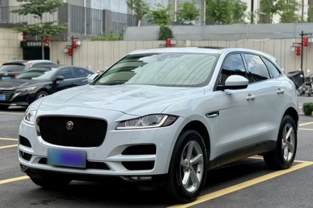 Used Jaguar F-PACE 2016 2.0T Two-Wheel Drive Urban Luxury Edition