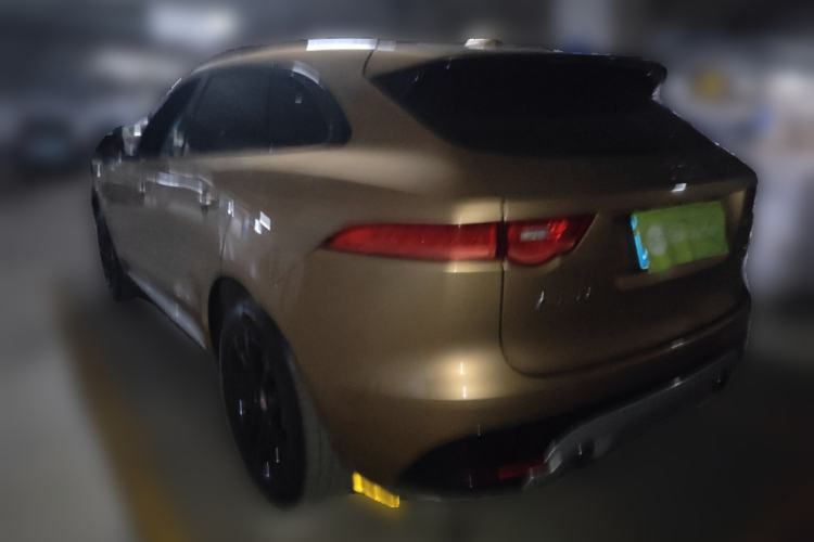 Used Jaguar F-PACE 2016 3.0 SC Four-Wheel Drive S High-Performance First-Edition Limited Model Rear Left 45 Deg