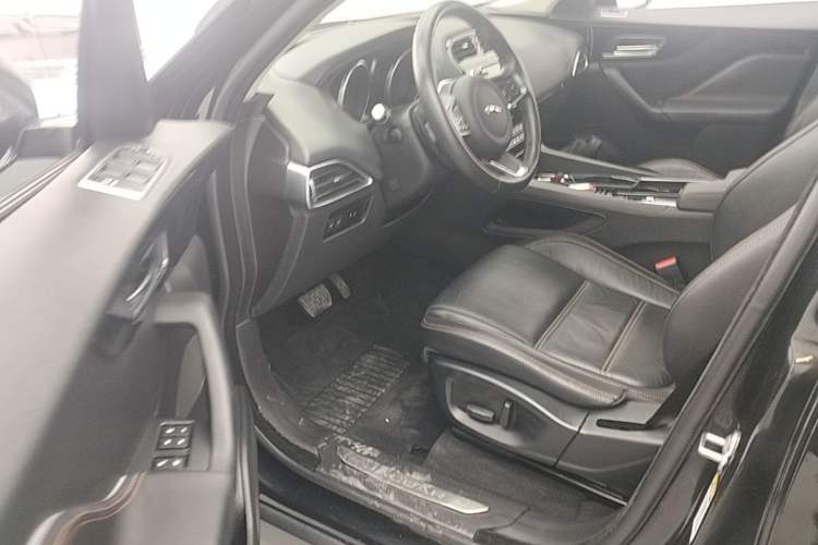 Used Jaguar F-PACE 2018 2.0T Four-Wheel Drive Urban Luxury Edition Driver Seat