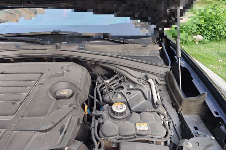 Used Jaguar F-PACE 2018 2.0T All-Wheel Drive R-Sport Sport Edition Engine Bay Left