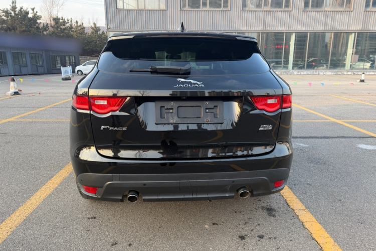 Used Jaguar F-PACE 2018 2.0T Four-Wheel Drive Urban Luxury Edition Exterior 4