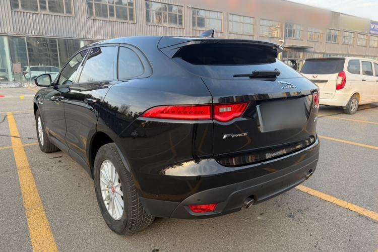 Used Jaguar F-PACE 2018 2.0T Four-Wheel Drive Urban Luxury Edition Exterior 5