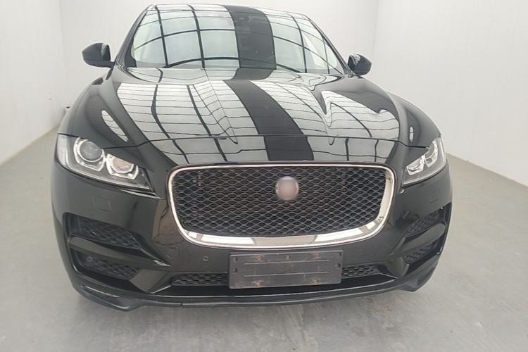 Used Jaguar F-PACE 2018 2.0T Four-Wheel Drive Urban Luxury Edition Front