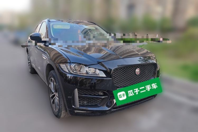 Used Jaguar F-PACE 2018 2.0T All-Wheel Drive R-Sport Sport Edition Front Right 45 Deg