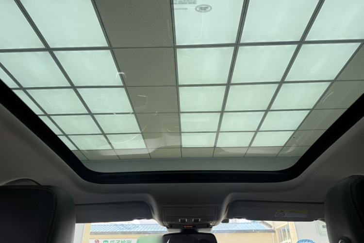 Used Jaguar F-PACE 2018 2.0T Four-Wheel Drive Urban Luxury Edition Headliner