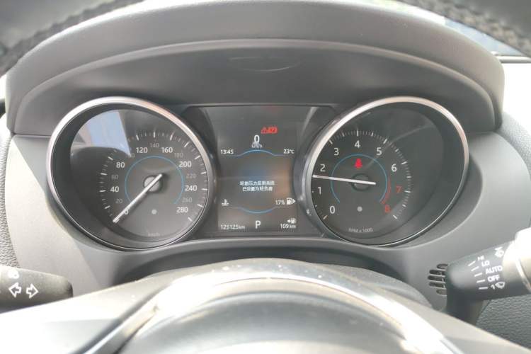 Used Jaguar F-PACE 2018 2.0T Four-Wheel Drive Urban Luxury Edition Instrument Cluster