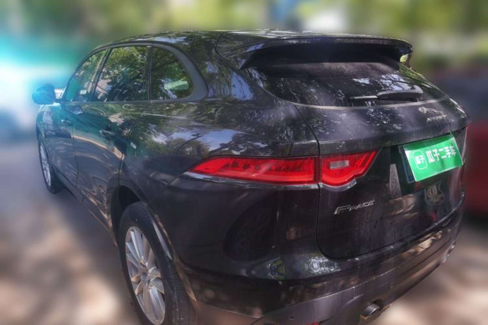 Used Jaguar F-PACE 2018 2.0T Two-Wheel Drive Urban Deluxe Edition Rear Left 45 Deg
