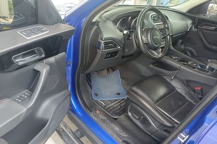 Used Jaguar F-PACE 2018 2.0T Four-Wheel Drive Urban Luxury Edition Driver Seat