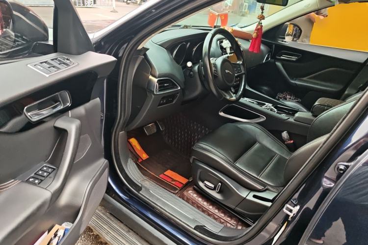 Used Jaguar F-PACE 2018 2.0T Four-Wheel Drive Urban Luxury Edition Driver Seat